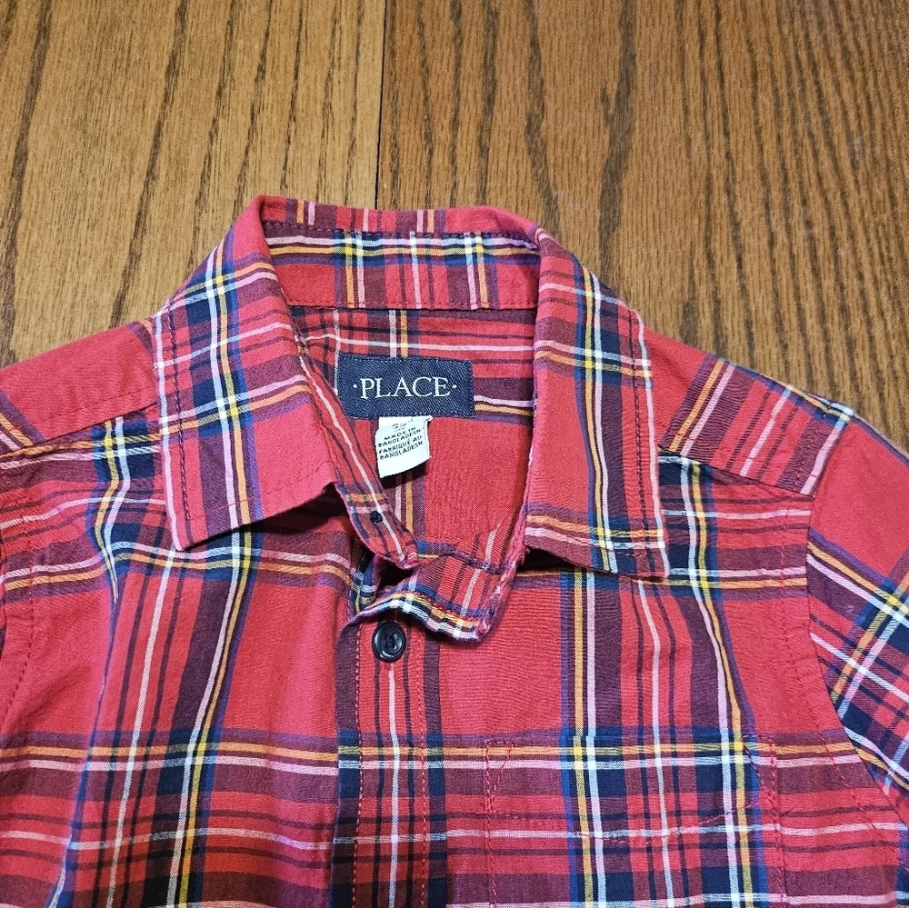 Children's Place Red Plaid Button Down shirt Size S (5/6)